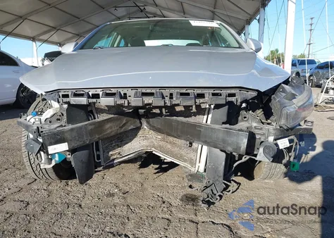 2018 Hyundai Elantra Value Edition из США, поврежденный, VIN 5NPD84LF8JH318308